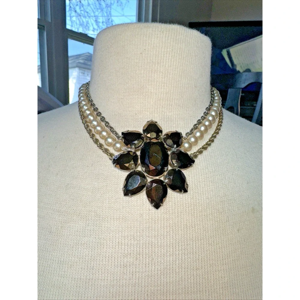 Unbranded Statement Necklace Women OS Gold Silver Pearl Black Crystal Excellent